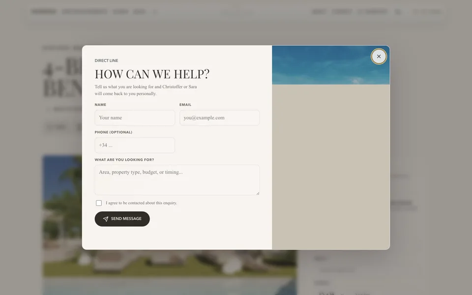 A villa listing on the same site, on a desktop screen.