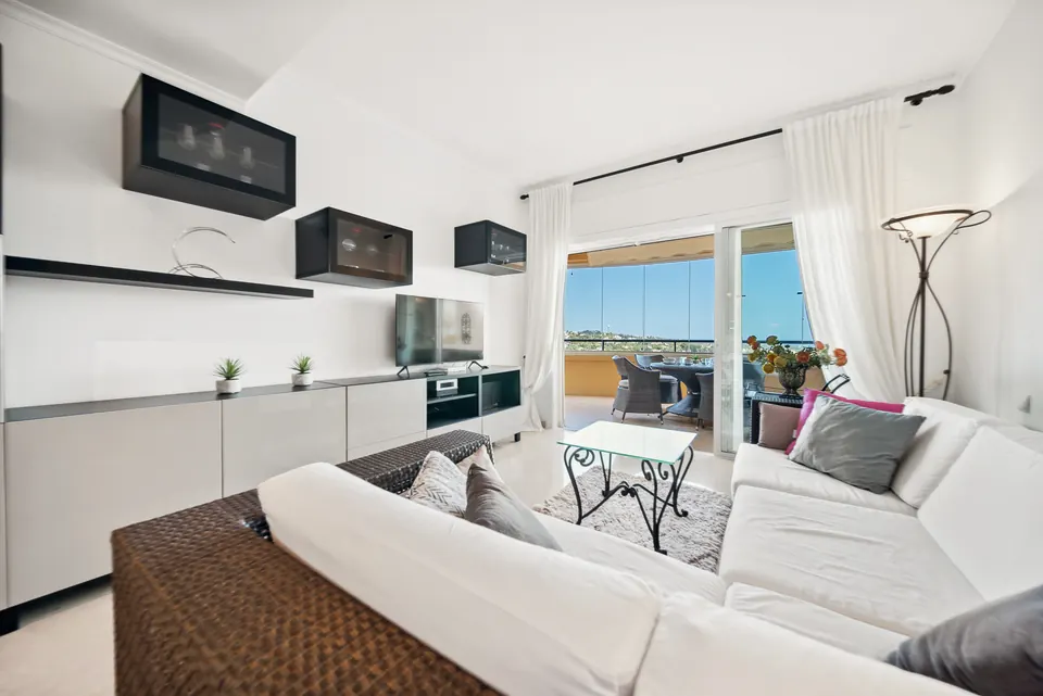 Living room, Suncoaster · 2024 · shoot 3