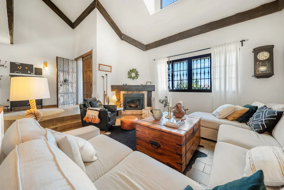 Living room, Costasolrent · 2024 · shoot 2
