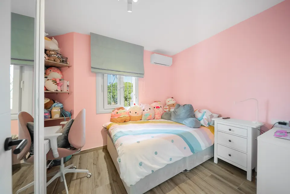 Bedroom, WL Costa Properties · 2024 · shoot 15