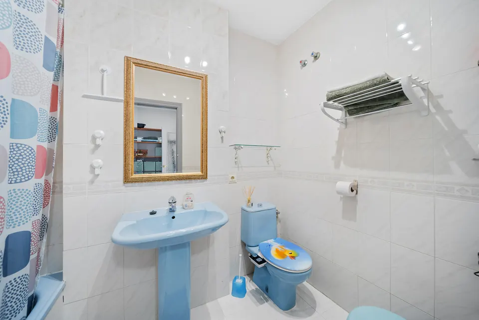 Bathroom, WL Costa Properties · 2024 · shoot 16