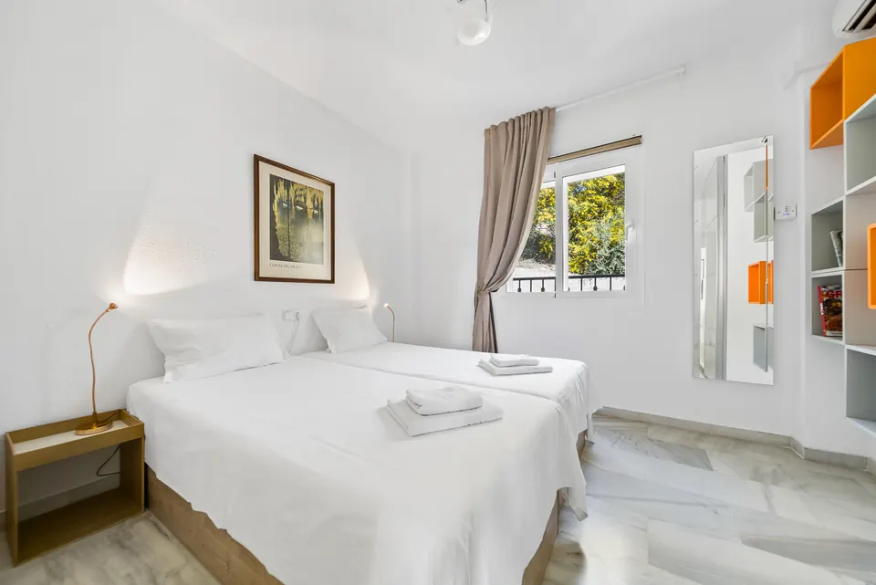 Bedroom, Suncoaster · 2024 · shoot 1