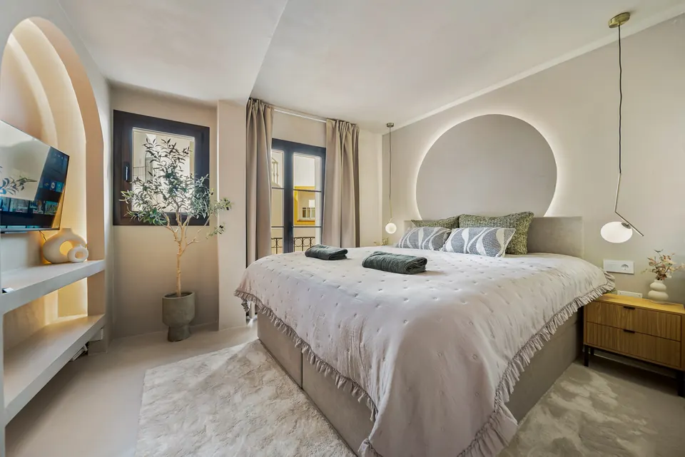 Bedroom, Private owner · 2025