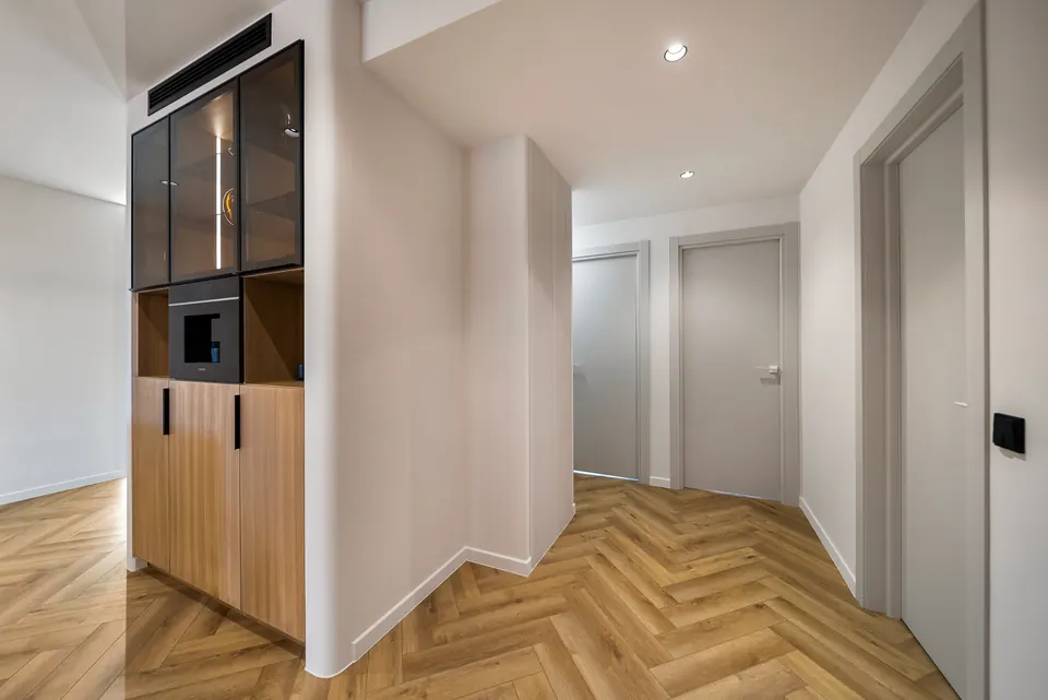 Entrance, Mila Homes · 2025 · shoot 7