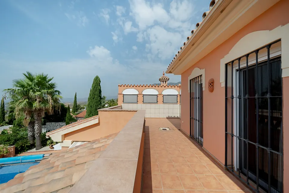 Terrace, WL Costa Properties · 2025 · shoot 19