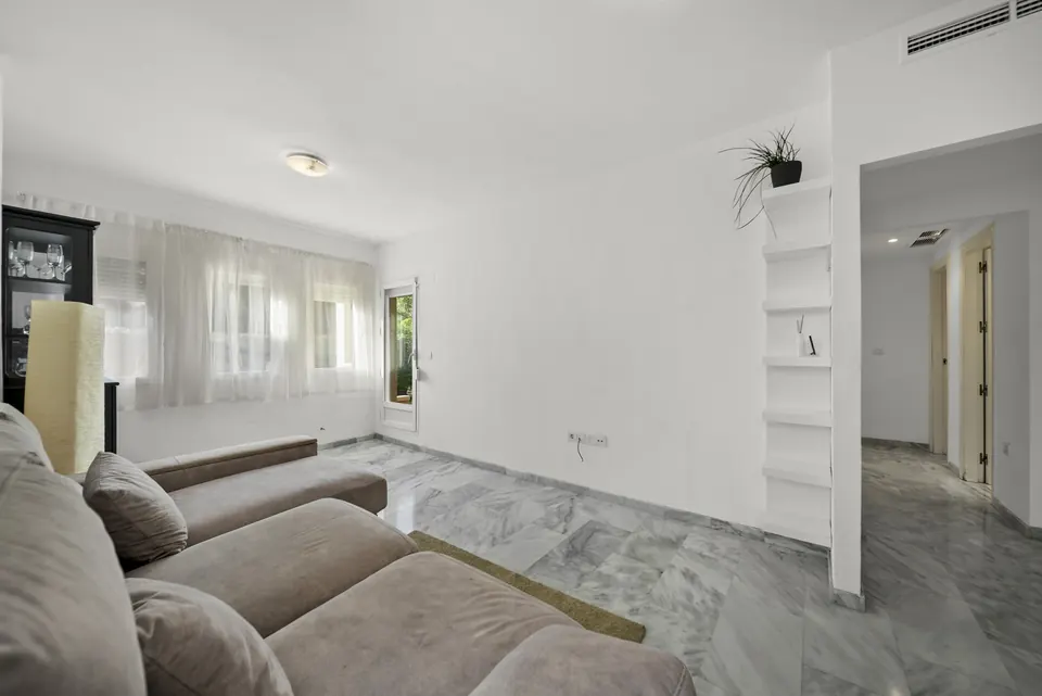 Living room, WL Costa Properties · 2025 · shoot 21