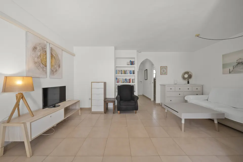 Living room, WL Costa Properties · 2025 · shoot 23