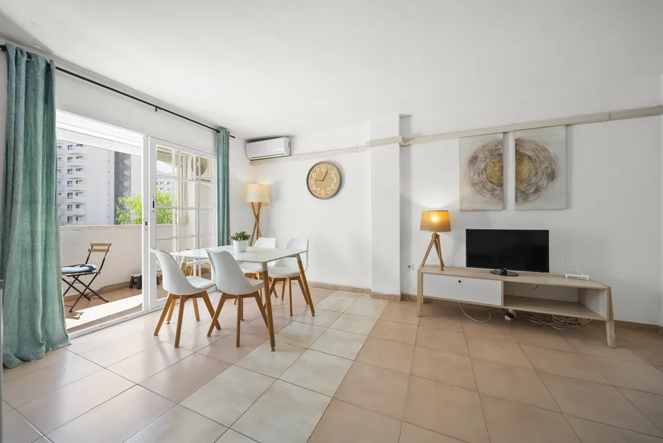 Open plan living and dining, WL Costa Properties · 2025 · shoot 23