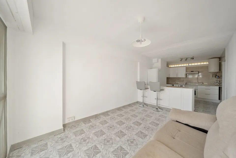 Open plan living and dining, WL Costa Properties · 2025 · shoot 24