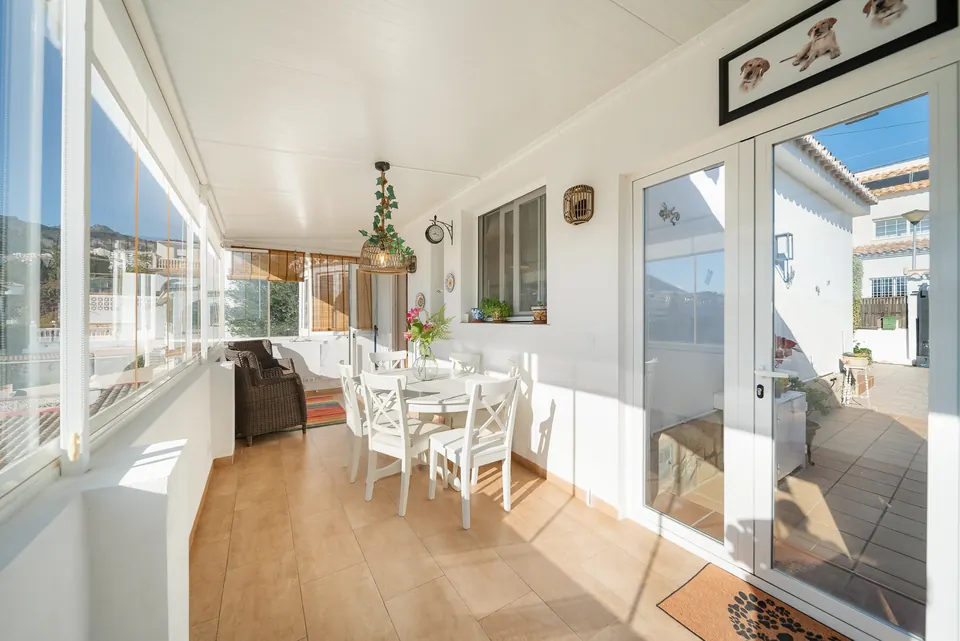 Open plan living and dining, WL Costa Properties · 2025 · shoot 3