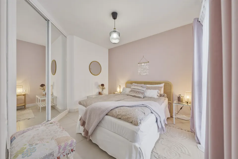 Bedroom, Private owner · 2026