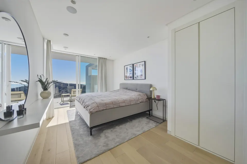 Bedroom, Private owner · 2026