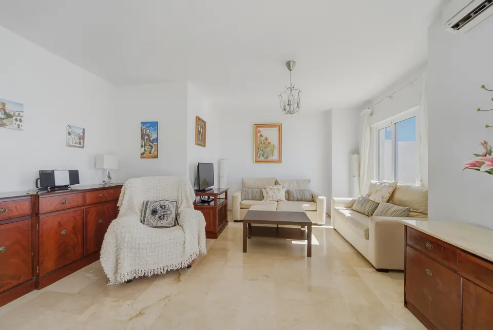 Living room, WL Costa Properties · 2026 · shoot 13
