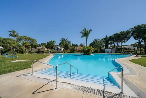Pool, Property · 2026
