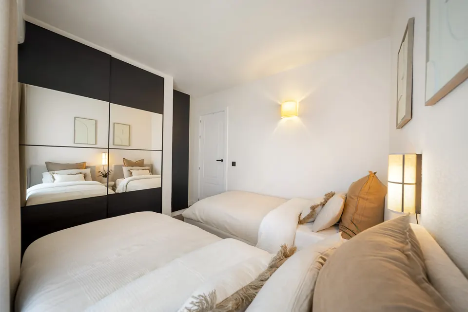 Bedroom, Private owner · 2026