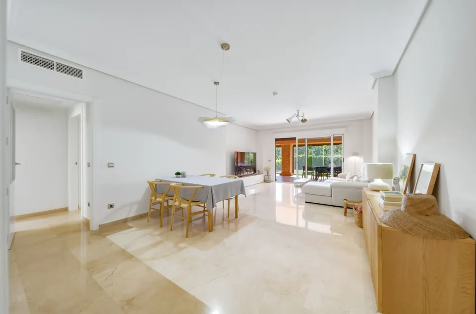 Open plan living and dining, Utopía Coast Properties · 2026 · shoot 5