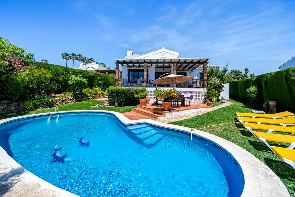 Pool, Property · 2026