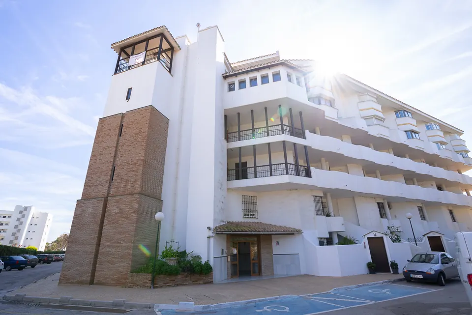 Exterior, Suncoaster · 2023 · shoot 1