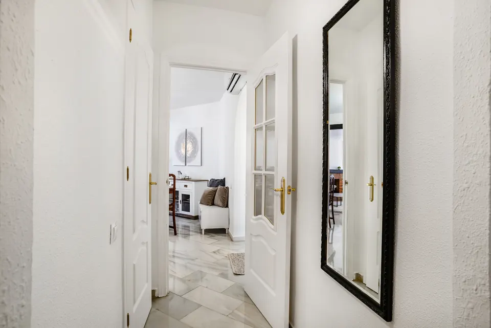 Entrance, Suncoaster · 2023 · shoot 2