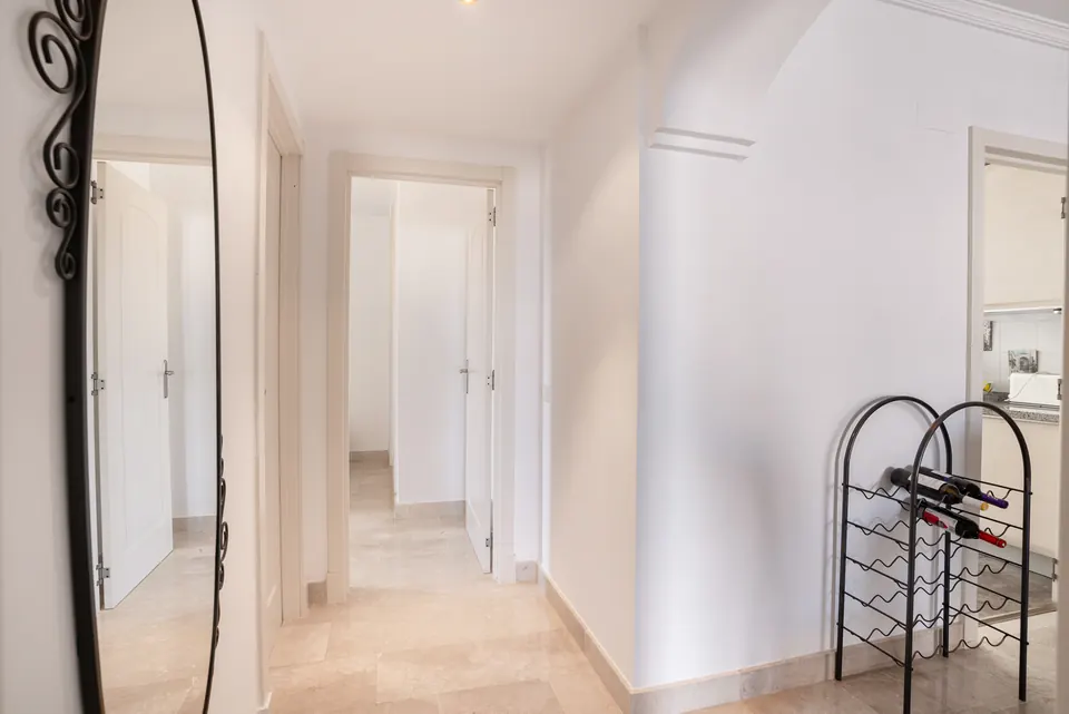 Entrance, Suncoaster · 2023 · shoot 3