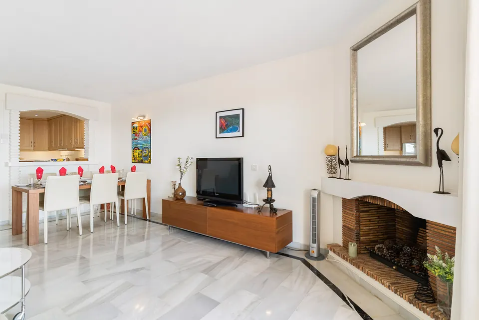 Living room, Suncoaster · 2023 · shoot 12