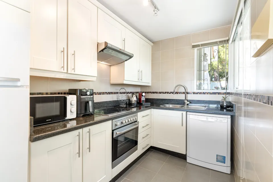 Kitchen, Suncoaster · 2023 · shoot 13