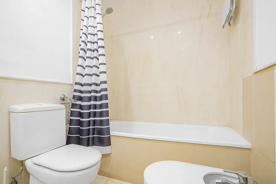 Bathroom, Property · 2023