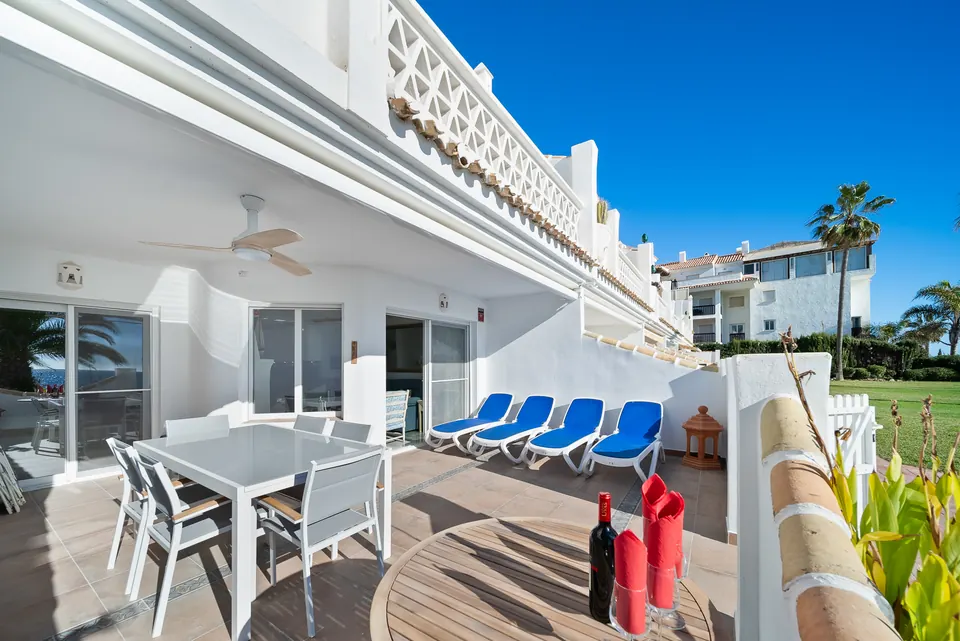 Terrace, Suncoaster · 2023 · shoot 16